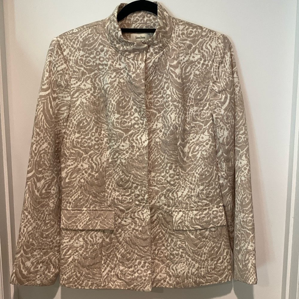 Nieman Marcus quilted silk/cotton jacket with mandarin collar. Sz 10. EUC